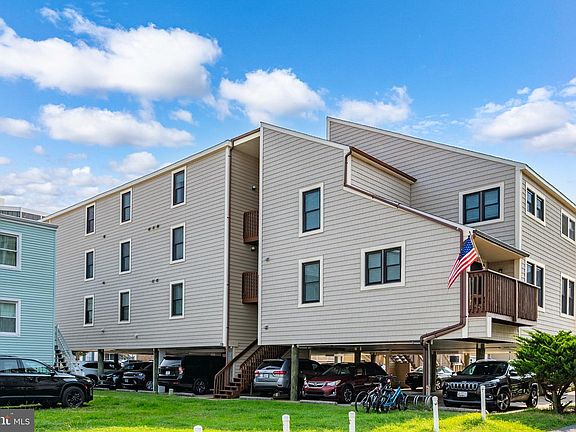 4th image of 9 84th St #302