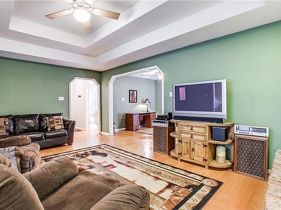 5th image of 6212 Aires Dr