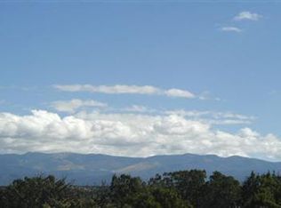 7 Vuelta Sabio, Santa Fe, NM 87506