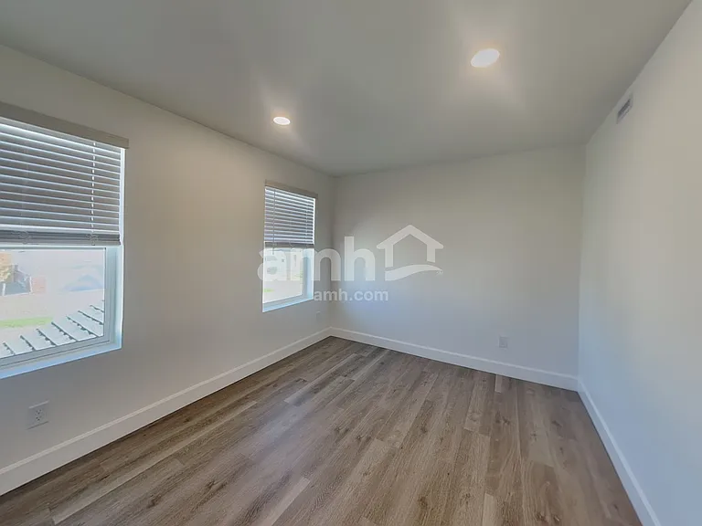 10028 Atchinson Ct — Photo 12