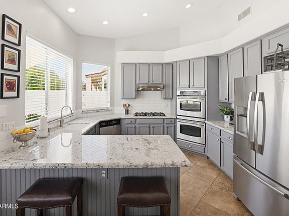 3rd image of 4809 E PEAK VIEW Road