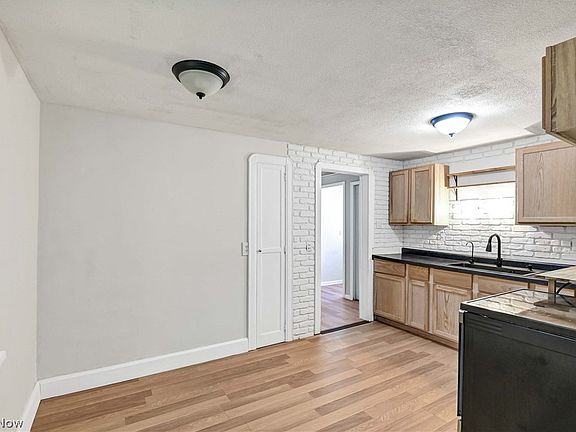 4th image of 7339 Tilby Rd