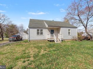 105 Search Ave, Pennington, NJ 08534