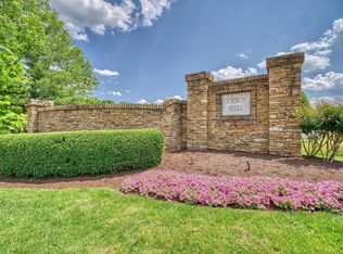 2012 Arlington Rd, Lebanon, TN 37087