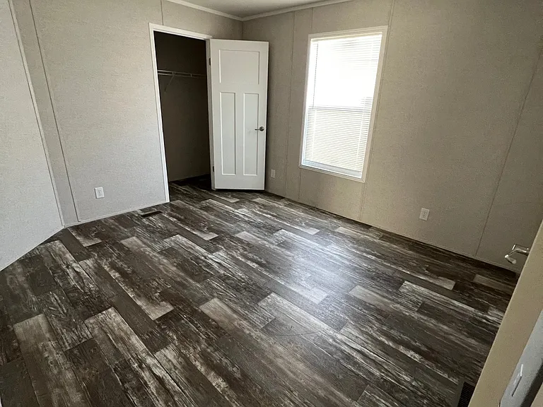 Stonegate MHC — Photo 22
