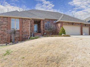 4835 S Buckingham Ln, Springfield, MO 65810