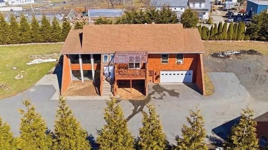 612 Drift Rd - Property Image