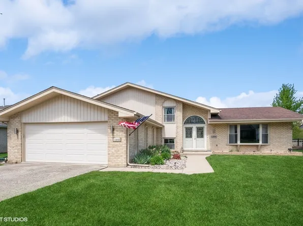 13856 Secretariat Ln, Orland Park, IL 60467