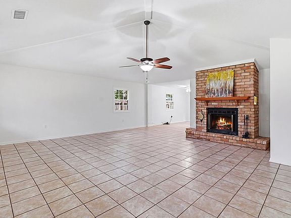 3rd image of 949 Norval St