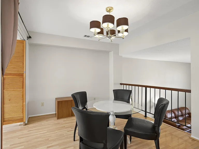 4064 Mahaila Ave #C — Photo 9
