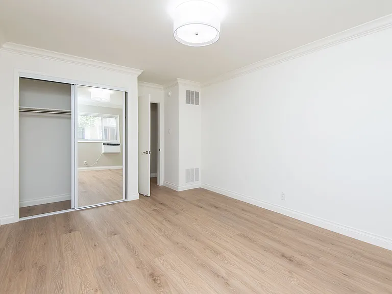 10554 National Blvd #3 — Photo 10