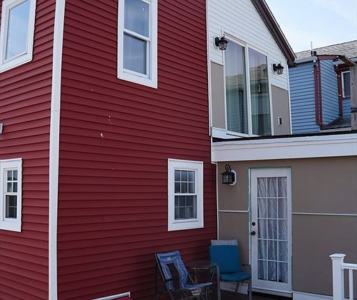 5th image of 78 Elmwood St