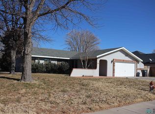 61 Bent Tree Rd, Roswell, NM 88201