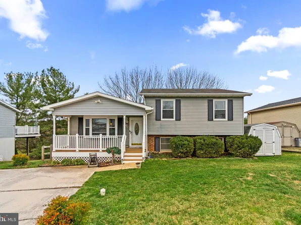 1004 Crown St, Mount Airy, MD 21771