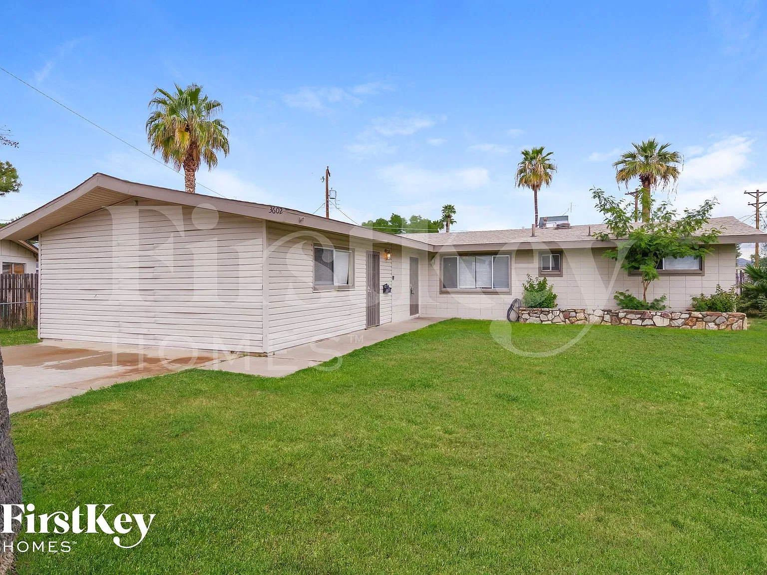 4 bed, 2.0 bath, 1956 sqft, $2,345 — Photo 2