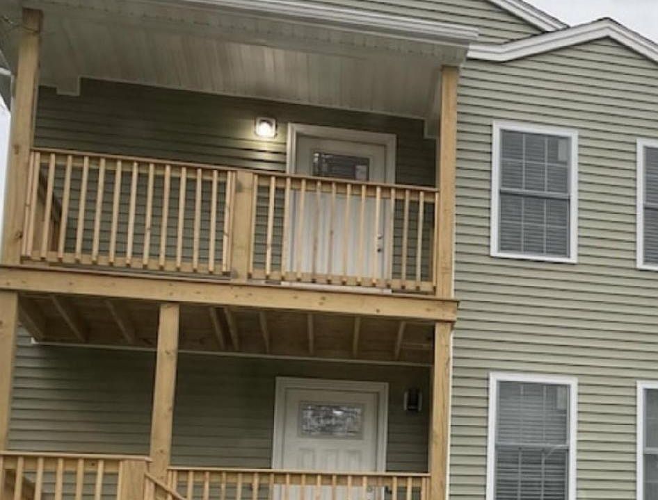 1st image of 284 Prairie Ave #1