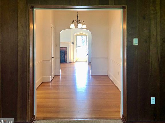5th image of 134 Montague Ave