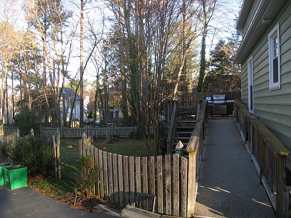 Wheelchair access ramp