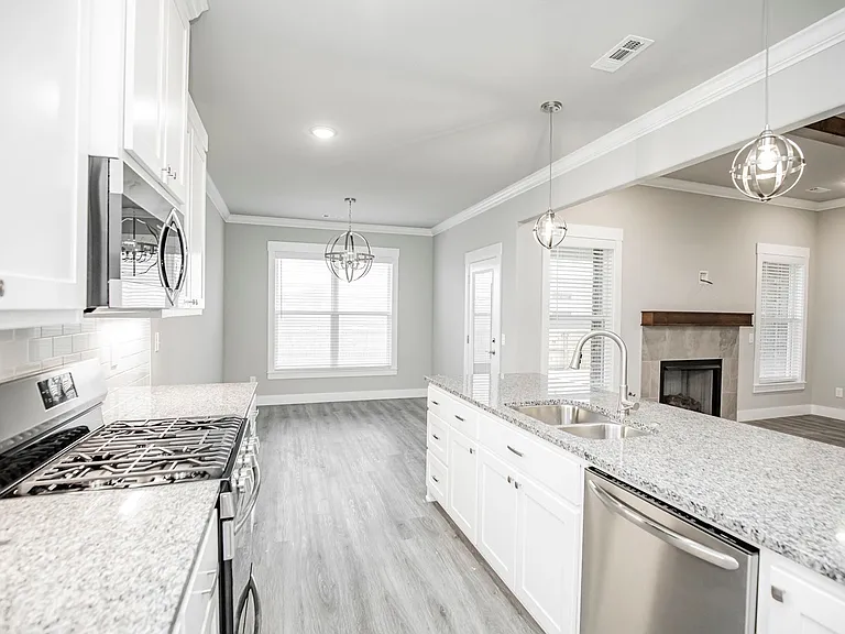 1824 Seay Cir — Photo 8