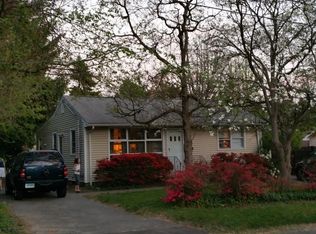 35 Andrassy Ave, Fairfield, CT 06824