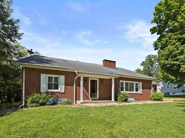 107 Princess Dr, Ashland, KY 41101