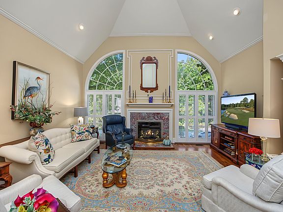 3rd image of 8801 Old Tom Way