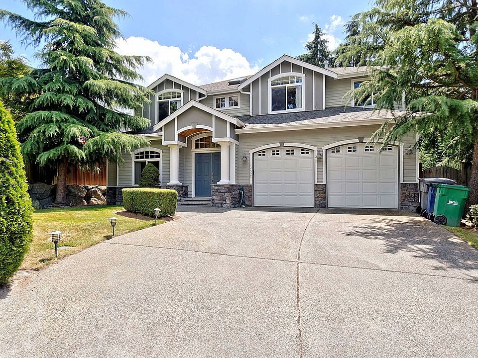 1st image of 12525 NE 107th Pl