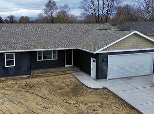 1350 Spruce St, Rockland, WI 54653