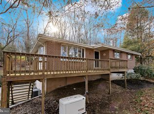 10 Schoolhouse Rd, Kirkwood, PA 17536