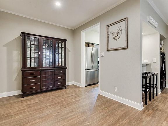 4th image of 726 Bering Dr #151