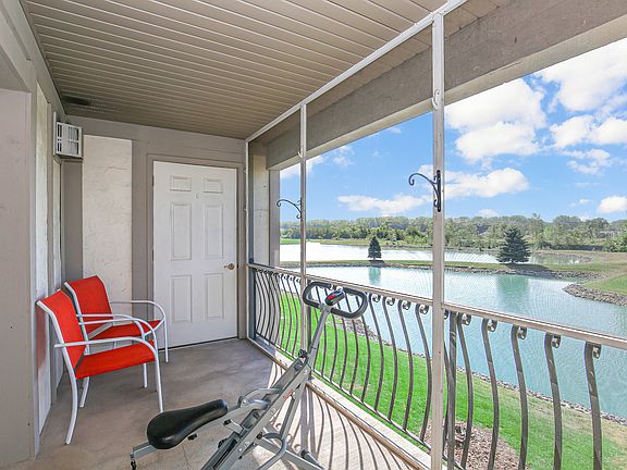 4th image of 6245 Misty Pines Dr Unit 3