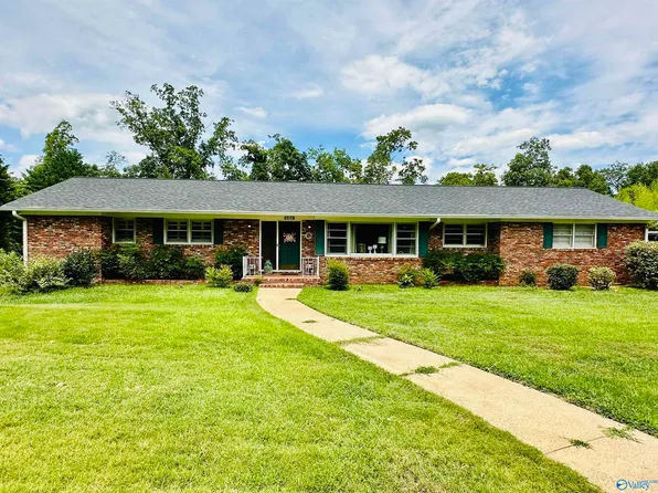 504 11th St NE, Jacksonville, AL 36265