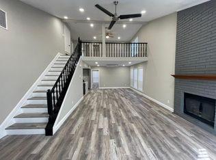 1113 Silverlake Dr, Grapevine, TX 76051