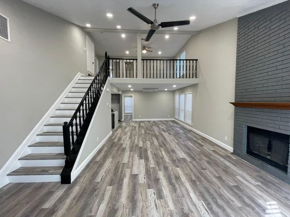 1113 Silverlake Dr