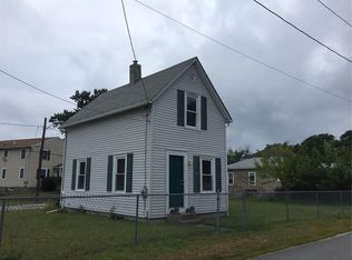 40 Shore Rd, Riverside, RI 02915