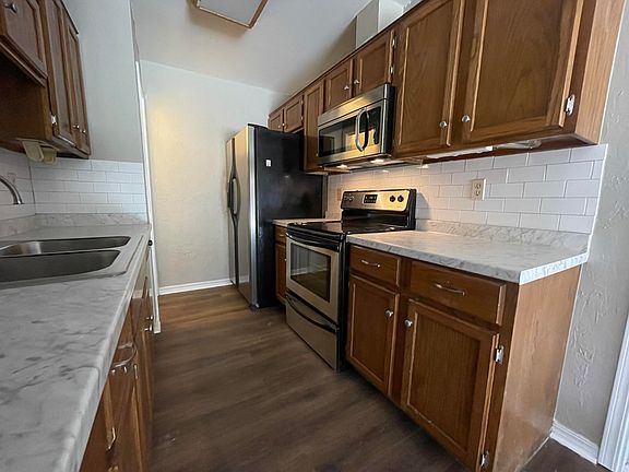 5th image of 1134 N Louisville Ave
