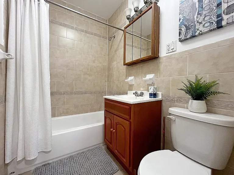 707 Saint Nicholas Ave — Photo 5