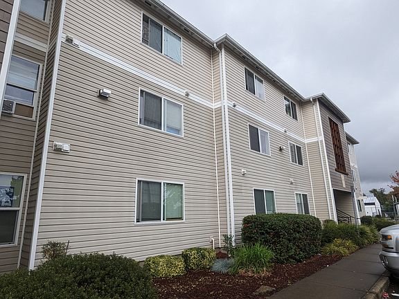 5th image of 4420 Seaton Ln NE #D304