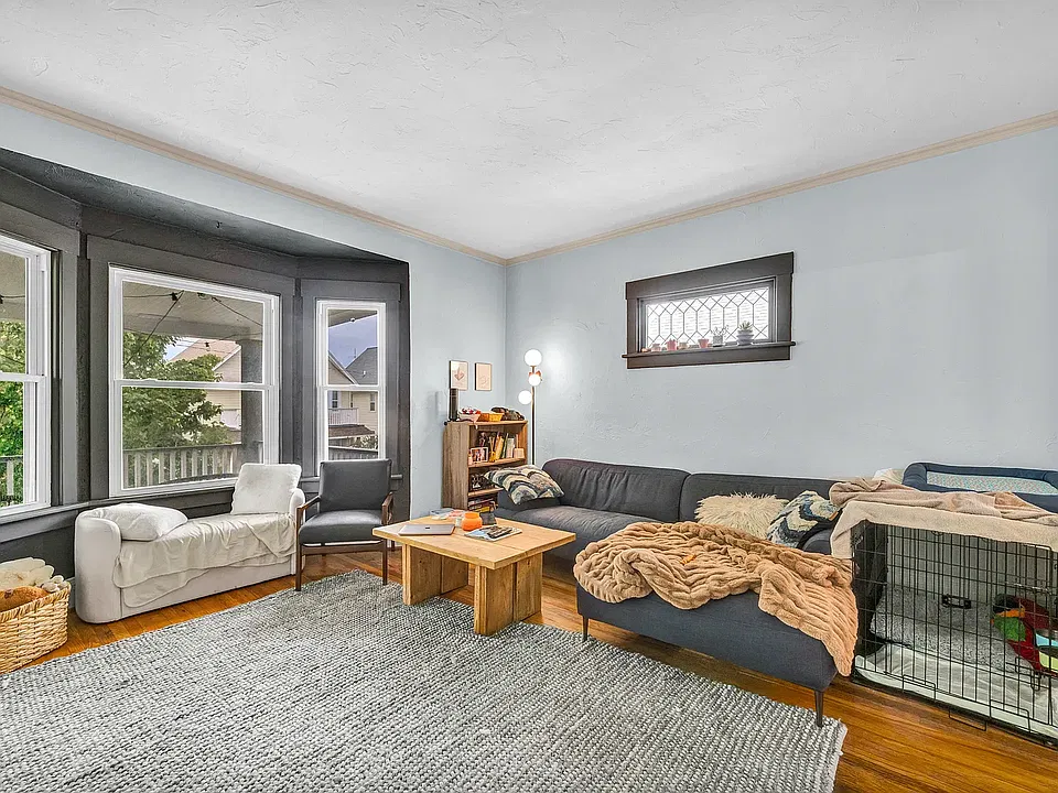 1299 Fry Ave #2