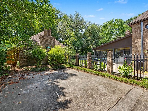 4th image of 1197 Sioux Cir