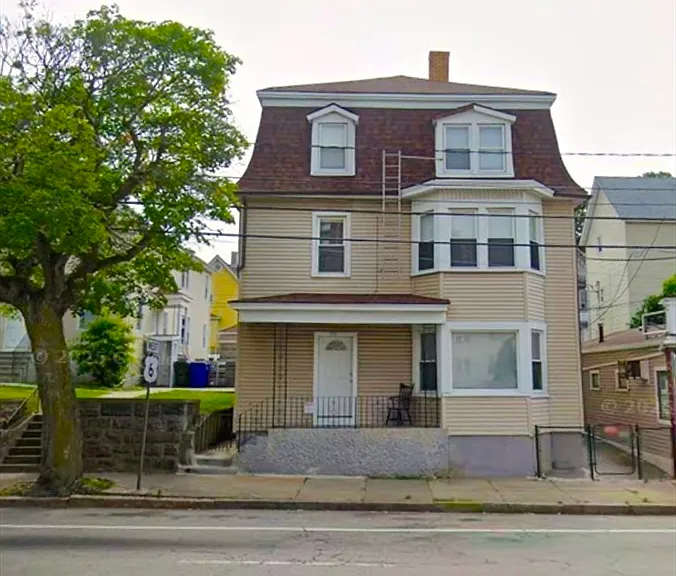 712 Eastern Ave #1 — Photo 10