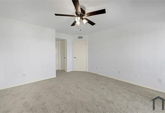5th image of 8429 Hearth Dr APT 32