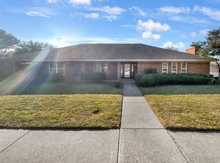 2505 Baze Rd, Euless, TX 76039