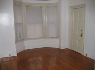 26 Clarendon St #1R, Malden, MA 02148