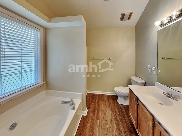 4902 Hunters Blf — Photo 12