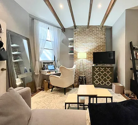 Rented by Garfield Realty  | media 23