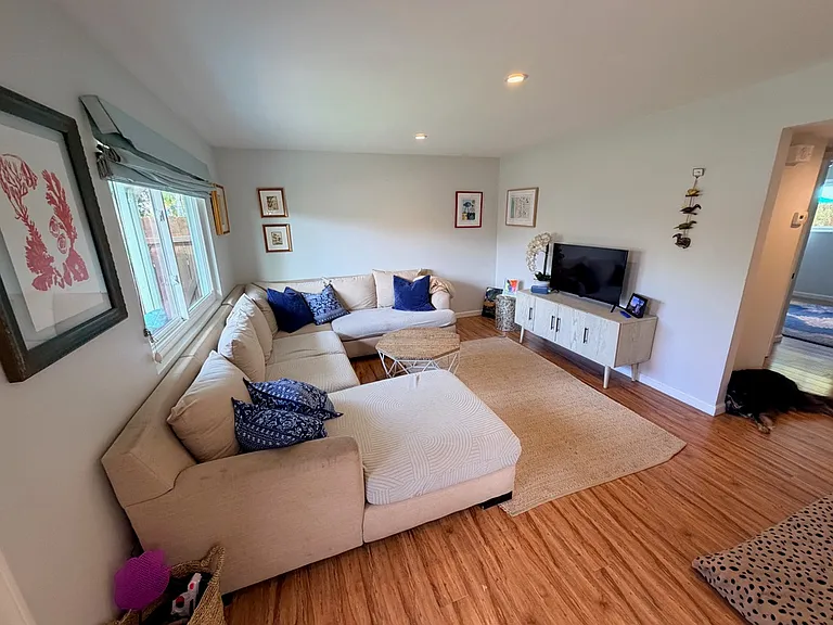 757 Teaberry St — Photo 4