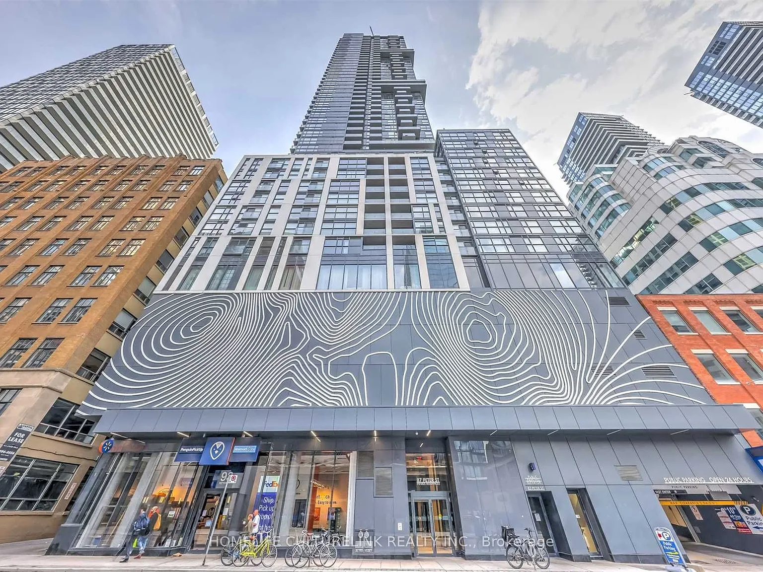 2 bed, $2,500 — Photo 1