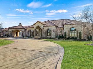 15532 Laguna Dr, Edmond, OK 73013