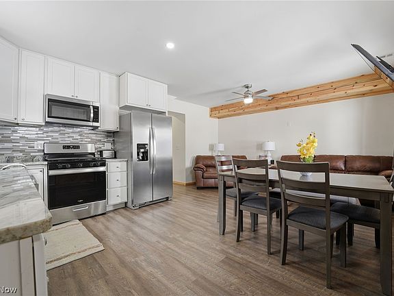 5th image of 5919 Lake Rd W Unit 32